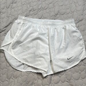 Nike White Athletic Shorts Lightweight Moisture-Wicking